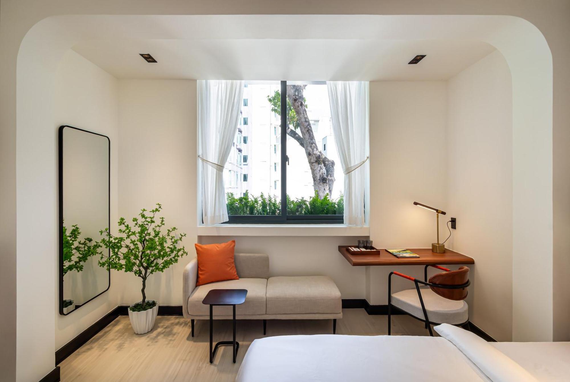 Metrolux Contemporary TP. Hồ Chí Minh